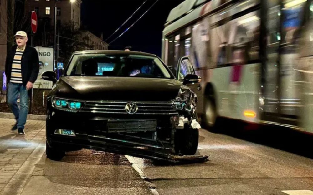 Litvada Azərbaycan səfirliyinin əməkdaşları qəzaya düşdü - Detallar (FOTO/YENİLƏNİB)